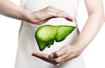 Alimente ce „stresează” ficatul vs. alimente hepatoprotectoare