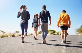 Mersul pe jos: cel mai subestimat exercițiu pentru sănătate