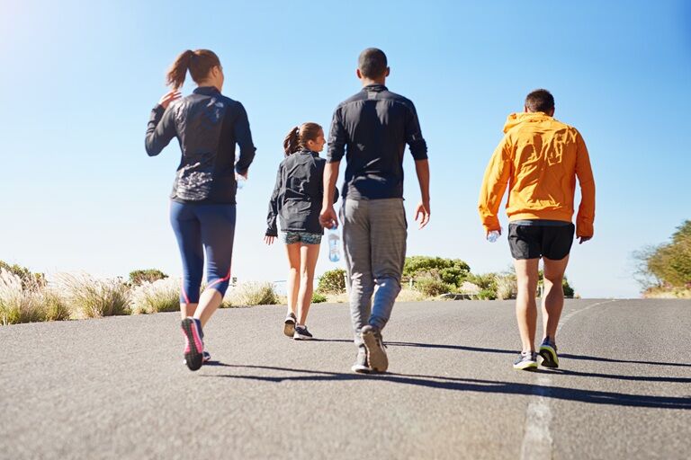 Mersul pe jos: cel mai subestimat exercițiu pentru sănătate
