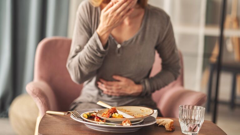 Dispepsie funcțională (sindromul dispeptic): ce este, cauze și simptome, tratament și dietă