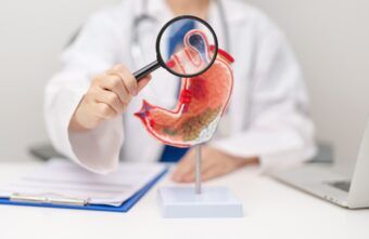 Ulcer duodenal: ce este, simptome, cauze, tratament și regim alimentar