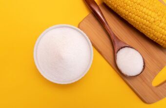 Ce conține eritritolul și cum se obține: este un produs natural sau chimic?