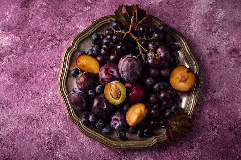 Top 5 fructe de toamnă care îngrașă (Atenție la struguri și prune!)