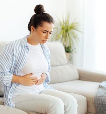Ce este ileita, ce simptome apar, diagnostic și tratament