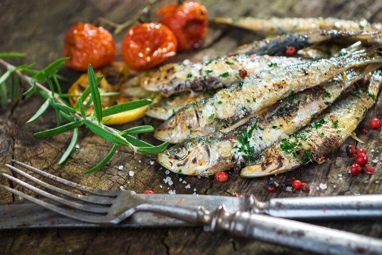 Sardine: beneficii ale consumului regulat, rețete simple, dar sănătoase