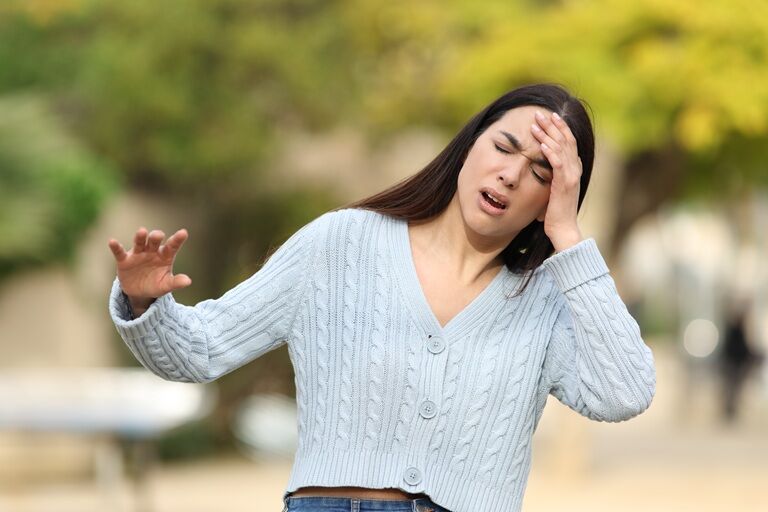 Vertijul cervical: ce este, cum se diagnostichează și cum se tratează